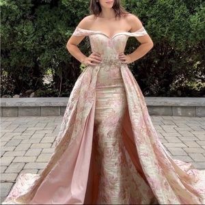 Stunning Mac Duggal gown